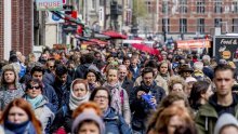 Amsterdam puca pod navalom turista, evo kojim će nepopularnim mjerama pokušati obuzdati kaos