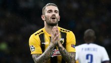 Marko Livaja asistirao u visokoj pobjedi AEK-a, ali utakmicu neće pamtiti po dobrome