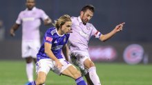 Hajduk novom objavom ismijao Dinamo zbog Mamića, 'modri' uzvratili videom koji pokazuje dominaciju i poručili: 'Krivo je more'