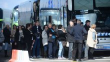 Stotinjak Ukrajinaca blokirano dva dana u autobusu na talijansko-slovenskoj granici