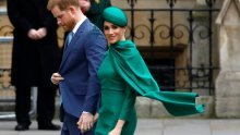 Dok Harry strahuje za kraljicu, Meghan Markle uvodi stroga pravila: 'Samo nekolicina osoba može stupiti u izravni kontakt s njima'