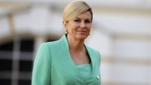 Kolinda Grabar Kitarović se vratila kući, tvita iz samoizolacije