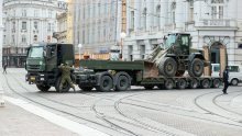 [FOTO] General Kundid: Vojska će središte Zagreba raščistiti tijekom dana, dodatne snage kod vojarne Croatia