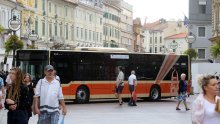 Radničke karte u riječkom javnom prijevozu za travanj 50 posto jeftinije