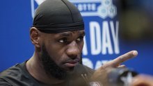 LeBron James izvalio glupost pa ga fanovi pokopali preko društvenih mreža: On ne zna što znači biti nogometna legenda...