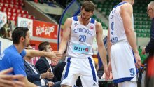 Cibona na koljenima; svim zaposlenicima, među kojima je i glavni trener Ivan Velić, podijeljen je otkaz. Oglasio se i direktor