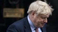 Boris Johnson stabilno nakon druge noći na intenzivnom odjelu za Covid-19