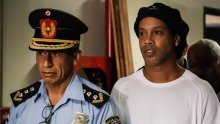 Cijena slobode? Legendarni je brazilski velemajstor Ronaldinho 'iskrcao' više od milijun i pol dolara da bi izašao iz zatvora