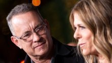 Tom Hanks opisao agoniju koju je prolazila supruga Rita Wilson, nakon uzimanja kontroverznog lijeka - klorokina: 'Bilo joj je toliko mučno da je puzala po podu do kupaonice'