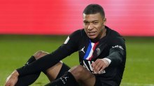 Kylian Mbappe za strašnu plaću produljuje vjernost PSG-u, ali je tražio i dodatak u ugovoru kojim je ostavio nadu Real Madridu