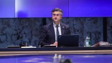 Plenković započeo sjednicu vlade povijesnom lekcijom o antifašizmu, komunističkim zločinima i Stepincu