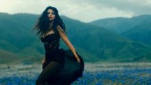 Selena Gomez se ugledala u klasične filmske ljepotice