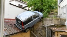 Ludi prizor iz centra Zagreba: Vozač koji stoji iza ovog poduhvata prošao neozlijeđen