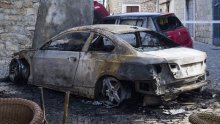 [VIDEO / FOTO] BMW koji je u noći na utorak izgorio u Kaštel Lukšiću pripada Jozi Čabraji, koji je ranjen u obračunu večer prije