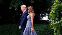 Novi detalji o životu Melanije Trump: Dobro zna što želi i kako do toga doći, pažljivo sluša svog supruga, ali kada je bitno, čuje se i njezin glas