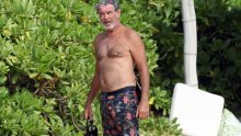 Godine mu idu u prilog: Pierce Brosnan i u 68. se ima čime pohvaliti