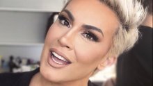 Indira Levak s dubokim dekolteom mami uzdahe, a pratitelji joj poručuju da nalikuje Lady Gagi i Kim Kardashian