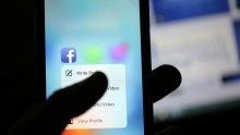 Stiže tamni način rada za Facebook na mobitelima, a ovo su prvi dojmovi