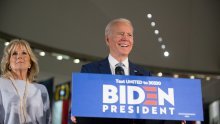 Biden u ključnoj državi: Trumpova zdravstvena politika je 'okrutna'