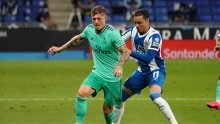 Real Madrid bez Luke Modrića teškom mukom savladao Espanyol i zasjeo na prvo mjesto prvenstvene ljestvice nakon kiksa Barcelone