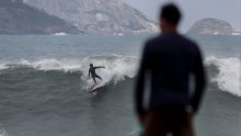 Gradonačelnik u Brazilu: 'Na plaži se ne nose maske i razina infekcija raste'