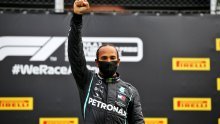 [VIDEO] Lewis Hamilton stigao do 85. pobjede u karijeri i sve je bliži rekordu Michaela Schumachera; Ferrarijevi vozači u međusobnom sudaru