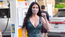 Zna kako izazvati pozornost: Kim Kardashian naglasila bujni dekolte