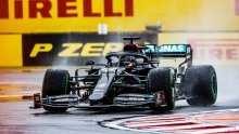 Lewis Hamilton stigao do 90. 'pole positiona'; čak četiri Mercedesova motora ispred dva Ferrarija