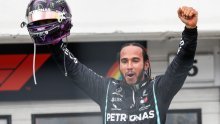 Lewis Hamilton potukao konkurenciju na VN Mađarske, a vozač Red Bulla doživio nesreću prije same utrke, ali i pokvario dvostruko slavlje Mercedesu