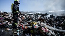 [FOTO / VIDEO] Lokaliziran veliki požar u Splitu, vatrogasci još na terenu, jedan lakše ozlijeđen