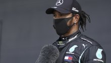 Mercedesi dominiraju prvenstvom Formule 1; Hamiltonu 'pole position', a najbliži prvaku momčadski kolega Bottas