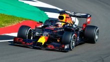 [VIDEO/FOTO] Red Bull neočekivano slavio na Silverstoneu; fantastični Max Verstappen uspio je 'prevariti' Lewisa Hamiltona i Mercedese