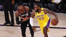 LeBron James odigrao utakmicu kakva u povijesti NBA-a još nije viđena, ali Blazersi su ipak šokirali Lakerse; Crnogorac uništio moćni Milwaukee