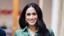 Meghan Markle nedavno je nosila genijalne hlače koje su nekim čudom još uvijek dostupne