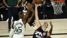 Momčad Utah Jazza imala je tri meč lopte, ali Denver ih je ipak izbacio iz utrke za NBA titulu; Boston juri prema finalu Istoka