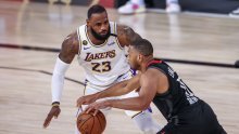 Lakersi pomeli Rocketse i izborili finale Zapada te postavili rekord kluba, a LeBron James ostvario nova luda postignuća