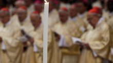 Papa kardinalski zbor 'pomaknuo prema jugu'