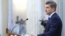 Marić: Ne smijemo dopustiti da se desni krak slova V pretvori u horizontalni