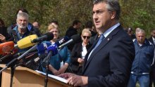 Plenković: Duboko žalim i izražavam sućut zbog ubijenih u Varivodama, čije živote hrvatska država nije uspjela zaštititi