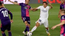 [FOTO] Real teškom mukom slomio Valladolid; gostima presudio Junior Vinicius, a Luki Modriću u završnici sreća okrenula leđa