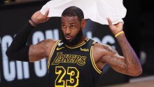 Nakon ovih nevjerojatnih podataka o LeBronu Jamesu te rekorda koje je postavio ova emocijama nabijena utakmica Lakersa ući će u povijest NBA lige