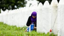 Bivšem časniku bosanskih Srba devet godina zatvora za genocid u Srebrenici