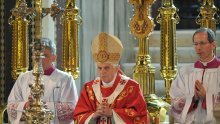 Benedikt XVI: Važno je suočiti se s pedofilijom