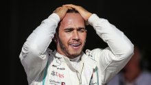 Lewis Hamilton pokazao kako doista izgleda, a reakcije fanova su podijeljene