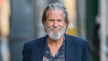 Dobro raspoložen unatoč teškoj dijagnozi: Jeff Bridges objavio fotografiju iz bolnice pa obožavateljima otkrio kako se osjeća