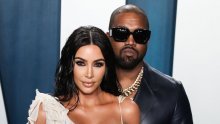 Kanye West nadmašio samog sebe: Supruzi za 40. rođendan poklonio hologram njezinog preminulog oca