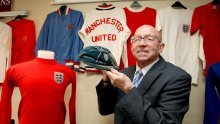 Englezi oplakuju jednog od svojih nogometnih junaka, svjetskog prvaka iz 1966. godine, a posebno su tužni navijači Manchester Uniteda