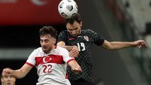 Hrvatska protiv Turske imala čak četiri kapetana u 90 minuta; evo tko je sve u Istanbulu dobio tu čast