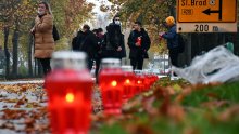 [VIDEO/FOTO] Za Vukovar i Škabrnju svijeće gore u cijeloj Hrvatskoj