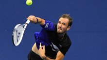 Danil Medvedev čudesnim preokretom osvojilo ATP Finals; na putu do trijumfa izbacio je Đokovića i Nadala, zaslužio je ovo slavlje